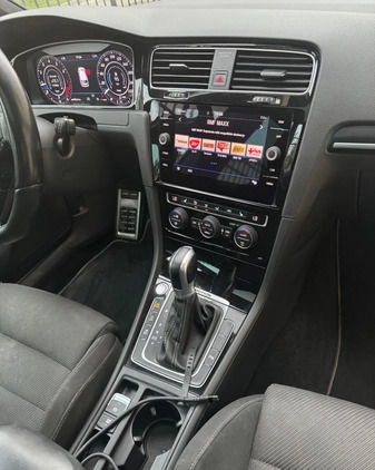 Volkswagen Golf cena 84900 przebieg: 205000, rok produkcji 2017 z Gdynia małe 37